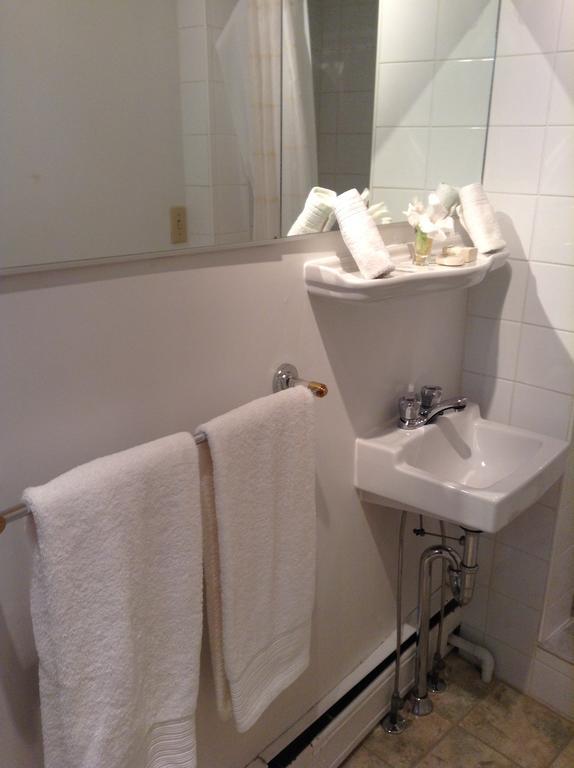 B&B De La Traverse Lévis Oda fotoğraf